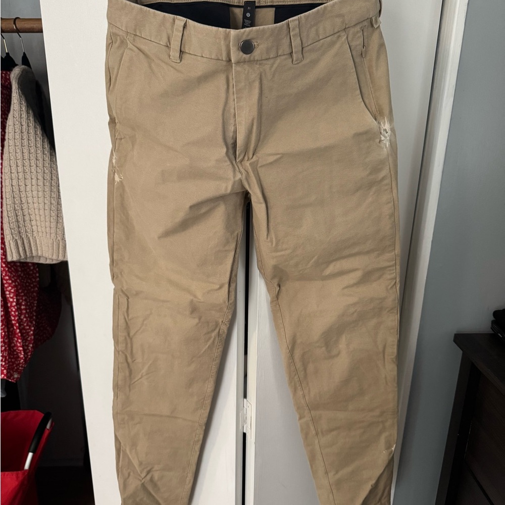 Lululemon Men's Tan Chino Pants